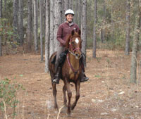 Tennessee Mahoney riding Dunedust